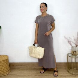 Vestido largo tachas estrellas gris desteñido