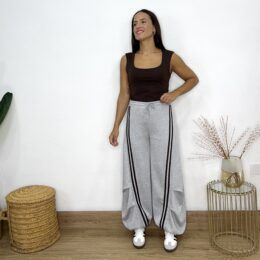 Pantalón balloon gris jaspeado doble raya marrón