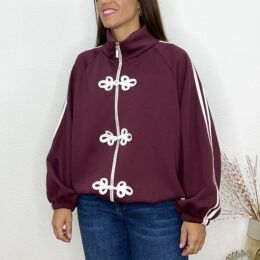 Sudadera alamares doble raya burdeos
