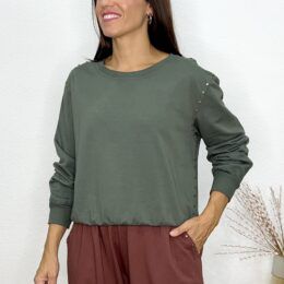 Sudadera tachas laterales verde caqui
