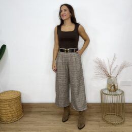 Pantalón barrel cinturón pata de gallo